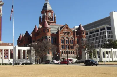 Feel dallas in 75 minutes—jfk memorial, pioneer plaza, dealey plaza, real stories with a small group and live local guide. includes air-conditioned transport.