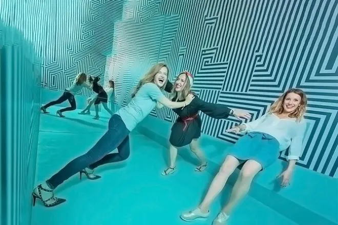 Entradas para el museo de las ilusiones en Dubai: Más de 80 exhibiciones interactivas