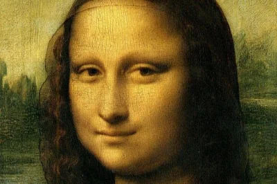 Vive el louvre en parís con un grupo pequeño, entrada reservada y un guía experto que conoce cada rincón. incluye entradas y 2.5 horas dentro del museo.