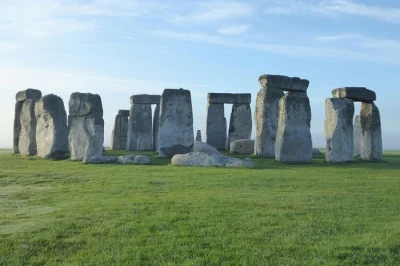 Step inside stonehenge with a private guide, fast-track tickets, and door-to-door pickup from bath. personal stories, history, and flexible timing included.