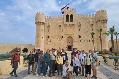 Alexandrie : Citadelle Qaitbay, catacombes et Bibliotheca en journee