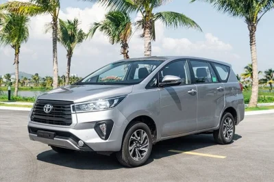 Stressfrei in hanoi ankommen: privater transfer vom noi bai flughafen direkt zu deinem hotel im old quarter. inklusive begrüßung, klimatisiertem fahrzeug und flexibler abholzeit.