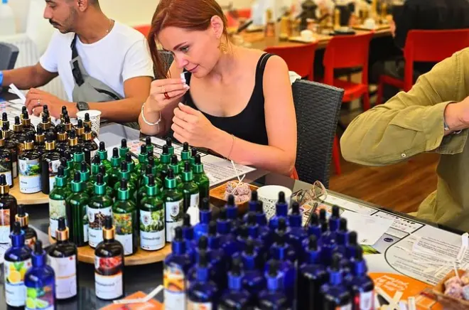 Marmaris Perfume Workshop: Create Your Custom Fragrance