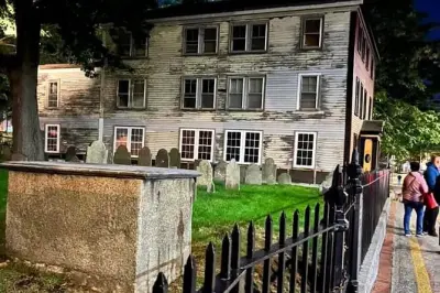 Geisterjagd Salem: Spirit Box und paranormale Ausrüstung
