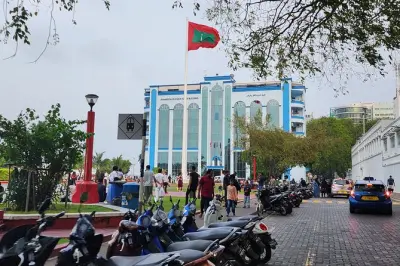 Malé city tour by car or walking: Private guide markets mosques