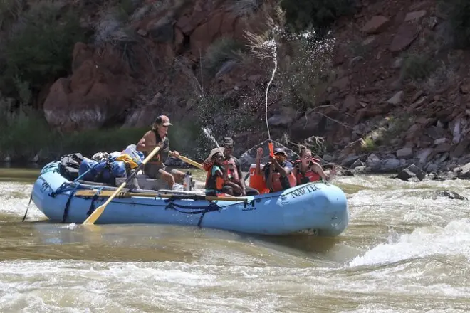 Rafting Colorado River near Moab: Red rock canyons