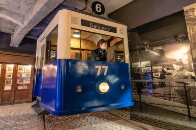 Erlebe schindlers fabrik in krakau bei einer geführten tour, tauche ein in geschichten aus dem zweiten weltkrieg, entdecke die interaktive ausstellung und sichere dir dein museumsticket – jetzt buc