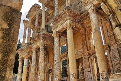Step into ancient ephesus, explore the terrace houses, and glimpse the temple of artemis—private tour with cruise port pickup, lunch in the countryside, and on-time return.