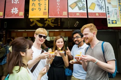Follow a local through tokyo’s tsukiji fish market, tasting fresh sushi, wagyu skewers & japanese omelet. includes food samples & a small group guide.