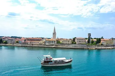 Tour de barco em Poreč: 20 ilhas e costa de Vrsar