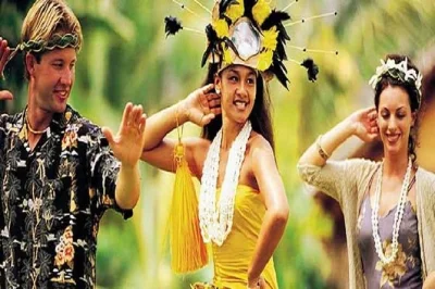 Oahu erleben: pearl harbor gedenken, süße dole whip genießen und polynesische kultur im polynesian cultural center entdecken – inklusive abholung in waikiki.