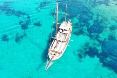 Antiparos & Despotiko boat tour from Paros: Swim and cave dive