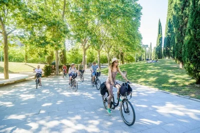 Feel the pulse of barcelona by bike, from gaudí’s wild facades to quiet gothic lanes. small group, local guide, and all gear included for a relaxed city ride.
