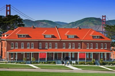 Scopri il walt disney family museum nel presidio di san francisco, esplora disegni originali, ascolta la voce di walt e goditi la vista mozzafiato sul golden gate. ingresso mobile incluso.