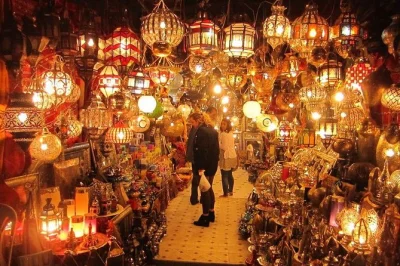 Follow a local guide through marrakech’s souks, meet artisans, learn bargaining tricks, and pick up unique crafts. includes personalized stops and supports local makers.