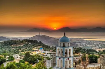 Coucher de soleil à Zia, Kos, visite libre avec transfert inclus