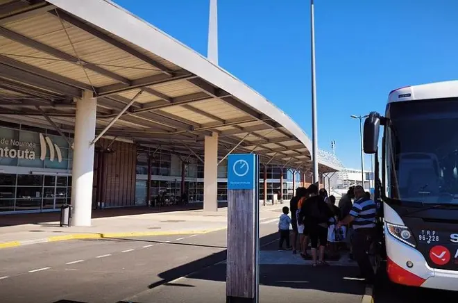 Da Noumea all’aeroporto La Tontouta con prelievo in hotel incluso