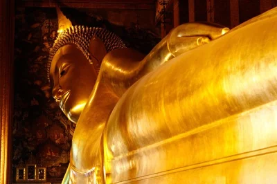 Step inside bangkok’s iconic temples, from the reclining buddha to the marble temple, with a private guide and hotel pickup. see chinatown and city landmarks along the way.