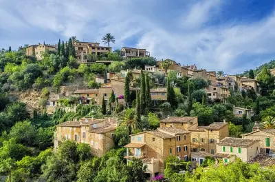 Palma de Mallorca Ausflug: Deia & Schloss Bellver