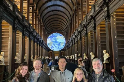 Step into dublin’s heart with early access to the book of kells, a guided walk through castle grounds, and a singalong at molly malone—includes fast-track entry.