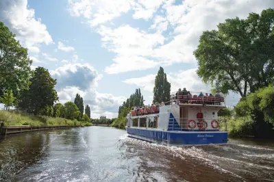 River Ouse boat cruise York: 45-minute sightseeing from the water