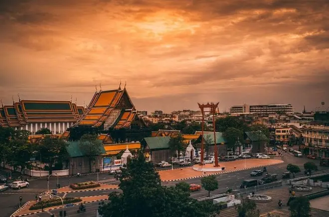 Bangkok Tempel & Blumenmarkt Tour mit privatem Boot