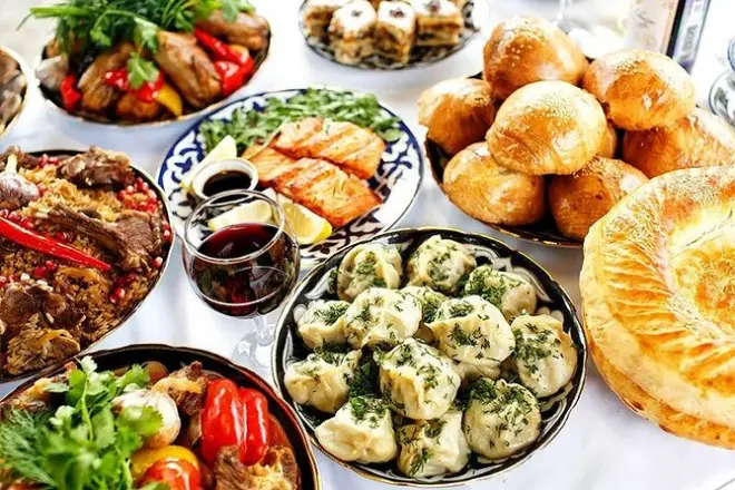 Tour gastronômico em Tashkent: Dez pratos com guia local