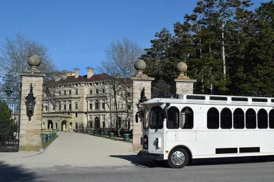 Step onto a newport trolley, ride past gilded age mansions, and explore the breakers with entry included. scenic ocean drive views, local stories, and easy pickup.