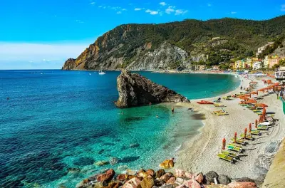 Monterosso e-bike tour: Cinque Terre Park Soviore sanctuary