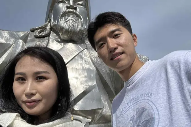 Private tour Ulaanbaatar: Genghis Khan Statue, Terelj, Zaisan