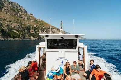 Feel the sea breeze as you cruise from sorrento to amalfi & positano, with stops for exploring, local stories, and pickup included. book your coastal escape now.