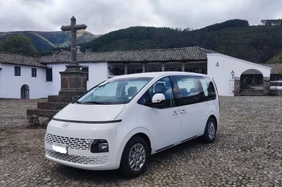 Book a private transfer between quito airport and your hotel. reliable, 24/7 service with local drivers. easy, safe, and comfortable ride in ecuador.