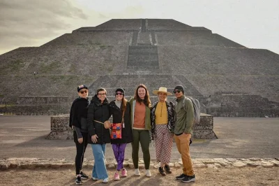 Step into teotihuacan before the crowds, walk the avenue of the dead, and hear stories from a local guide. includes roundtrip cdmx transport and site entry.
