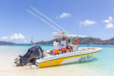 Snorkeling à l'île Curieuse : Excursion d'une journée avec guide