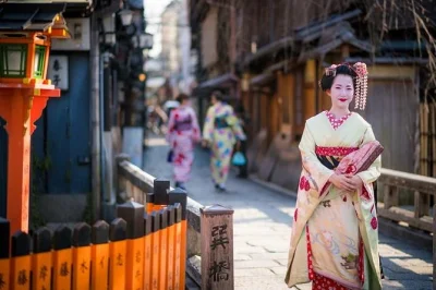 Step into kyoto’s living history with a private walking tour led by a government-licensed guide. choose your favorite temples, markets, or geisha districts and get insider stories. includes meet-up 