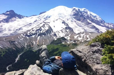 Wake up to mt rainier’s wild beauty with guided hikes, glacier views, and forest walks. includes seattle pickup, snowshoes in winter, and local guide insights.