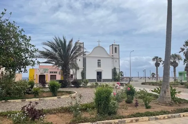 Santo Antão Day Trip by Car: Island Highlights with Local Guide