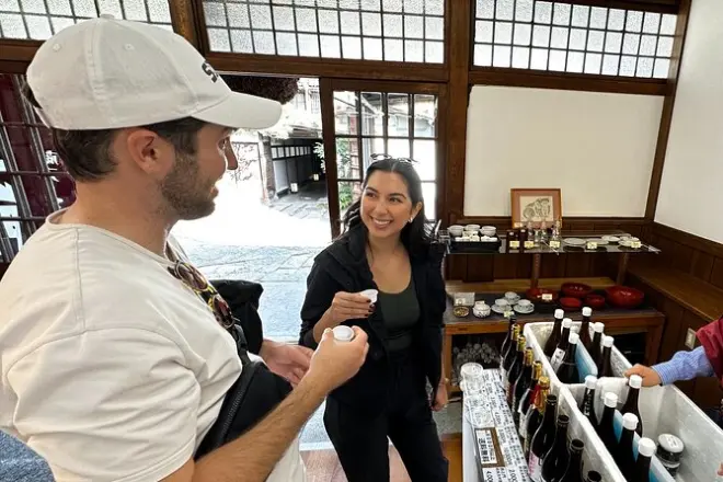 Degustazione di 10 sake locali e visita al tempio Zenkoji a Nagano
