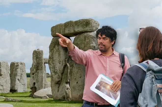 Stonehenge & Dörfer bei Bath: Private Führung, Mittagessen
