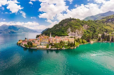 Découvrez deux pays en une journée : flânez dans le centre médiéval de côme, naviguez sur le lac de côme jusqu’à bellagio, puis savourez du chocolat suisse à lugano. croisière et guide inc