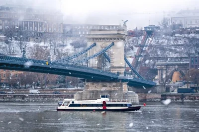 Step onto a classic budapest danube cruise, sip tokaj frizzante, and enjoy city views with an audio guide in 30 languages. includes drink, wi-fi, and flexible seating.