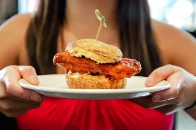 Savor dallas bbq, chili con carne, and a secret dish on a deep ellum food tour. includes 5 tastings, vintage soda, and a local guide—pickup nearby.