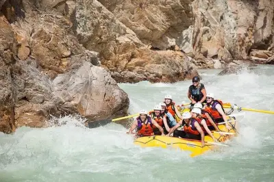 Rafting on the Kicking Horse River in Golden: Class 1–4+ Rapids
