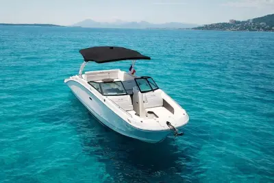 Plongée à Cannes en Sea Ray privé vers les îles de Lérins