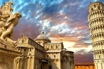 Descubra pisa além da torre inclinada com um tour a pé em grupo pequeno e guia local. inclui fones, história da cidade e ritmo tranquilo.