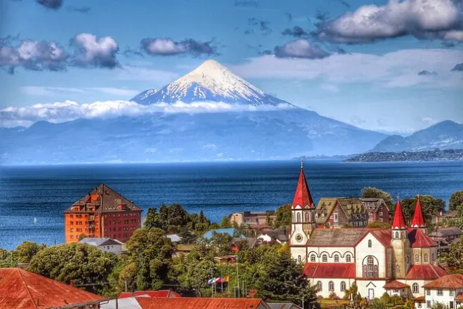 Volcán Osorno y parque nacional desde Puerto Montt