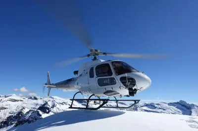 42-minute helicopter tour Swiss Alps: Eiger, Monch, Jungfraujoch
