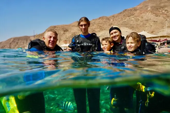 Immersioni private a Eilat: Relitti navali e barriera corallina