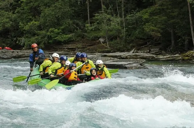 Rafting famigliare grado 2 a Voss: Rapide per principianti