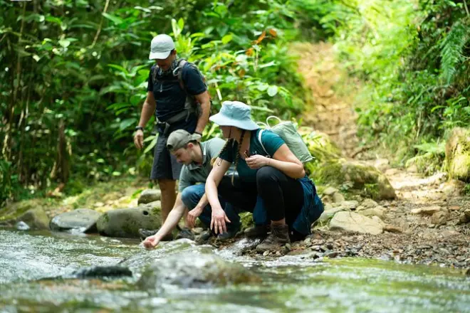 Randonnée aux cascades de Pance près de Cali avec vues sur rivière